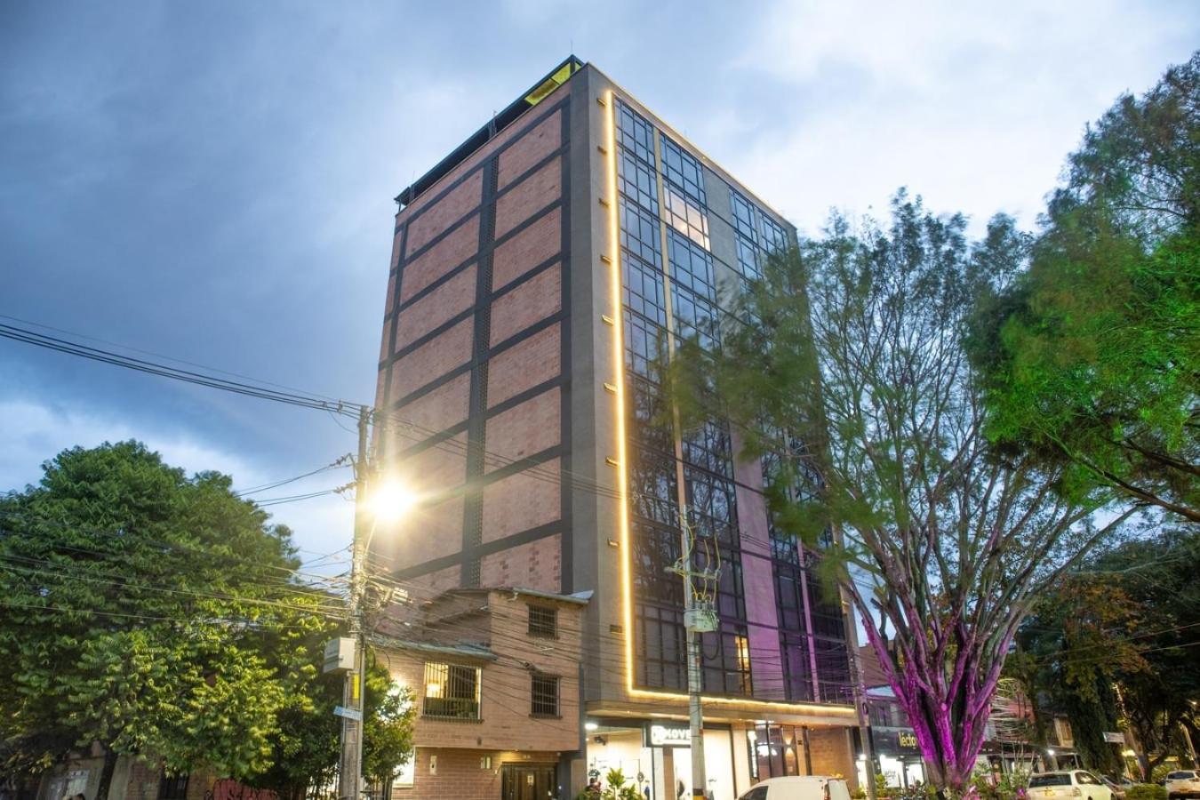 Rosa Negra Haven Cozy Stadio Aparta-Suite Medellin Bagian luar foto
