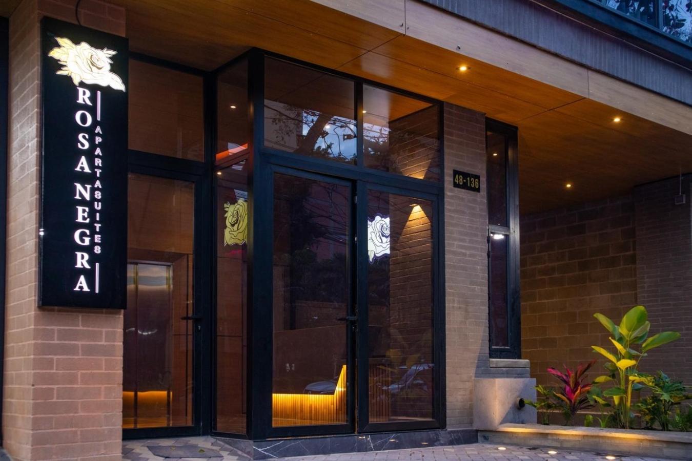 Rosa Negra Haven Cozy Stadio Aparta-Suite Medellin Bagian luar foto